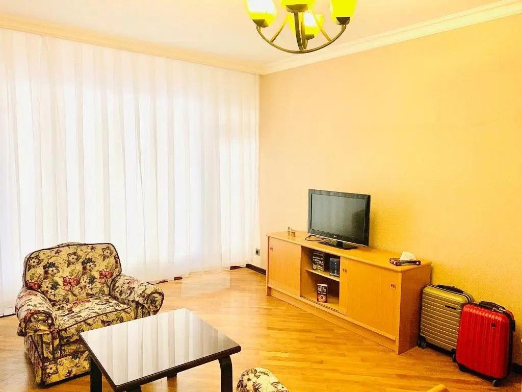 Баку: Promenade 2 Bdr Apartment