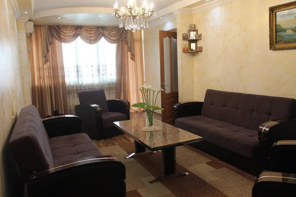 Батуми: Apartment on Inasaridze 4