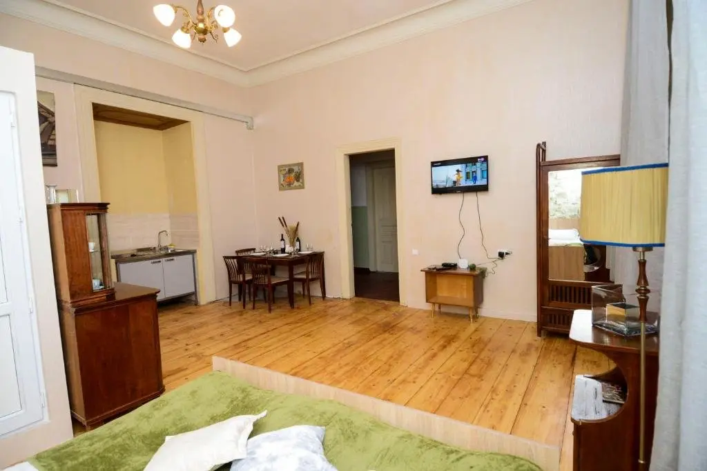 Тбилиси: Solo Room Apartment