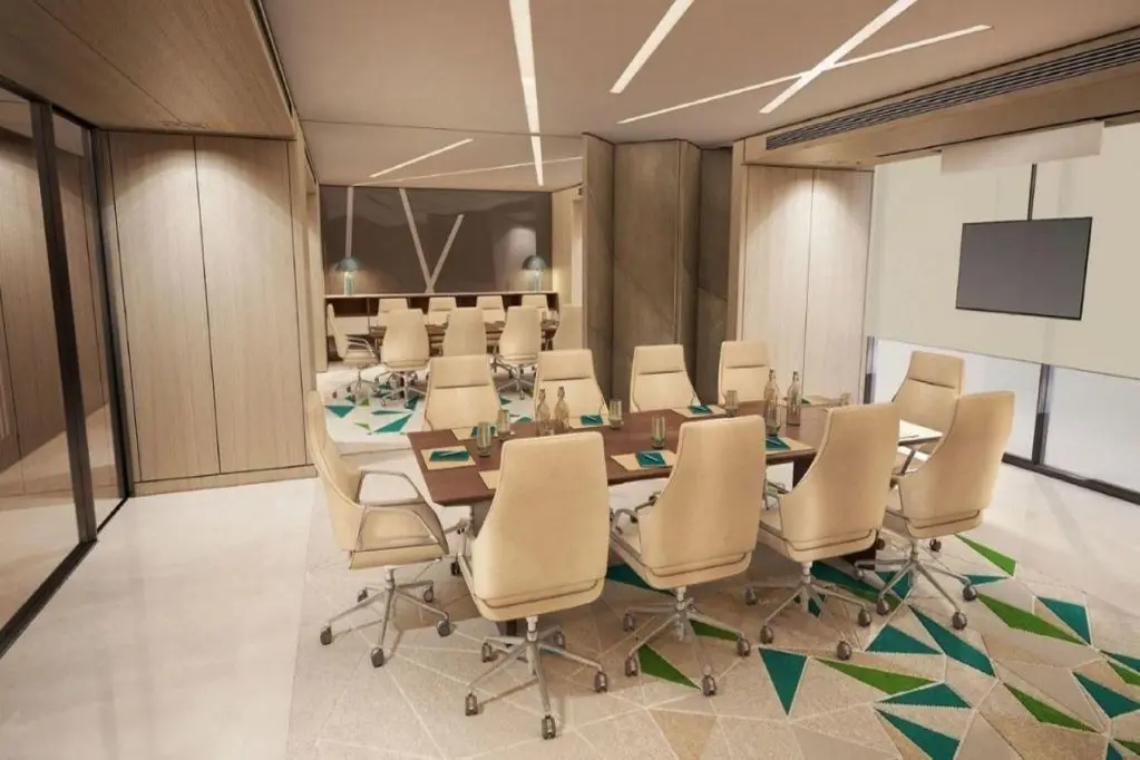 Дубай: Holiday Inn Dubai Al-Maktoum Airport an IHG Hotel