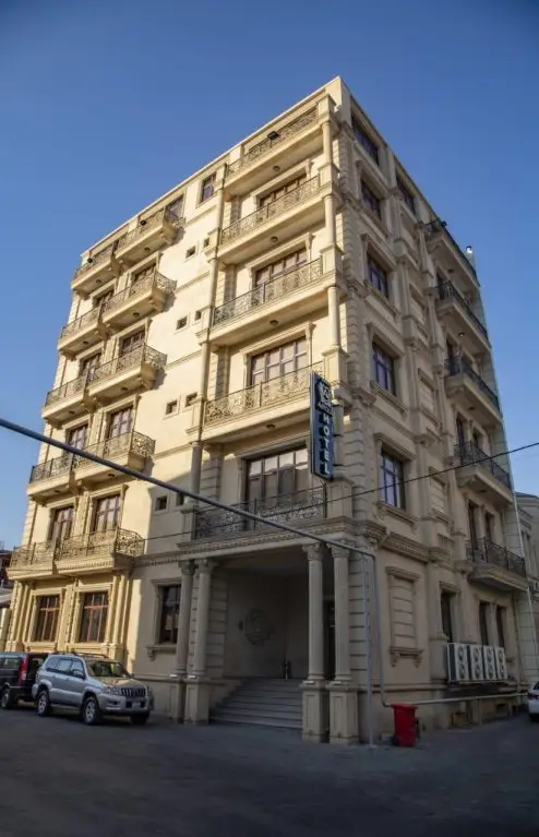 Astola Hotel — фото 1
