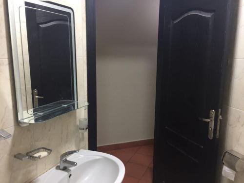 Айн-Сохна: One Bedroom Chalet at Porto South Beach Families only