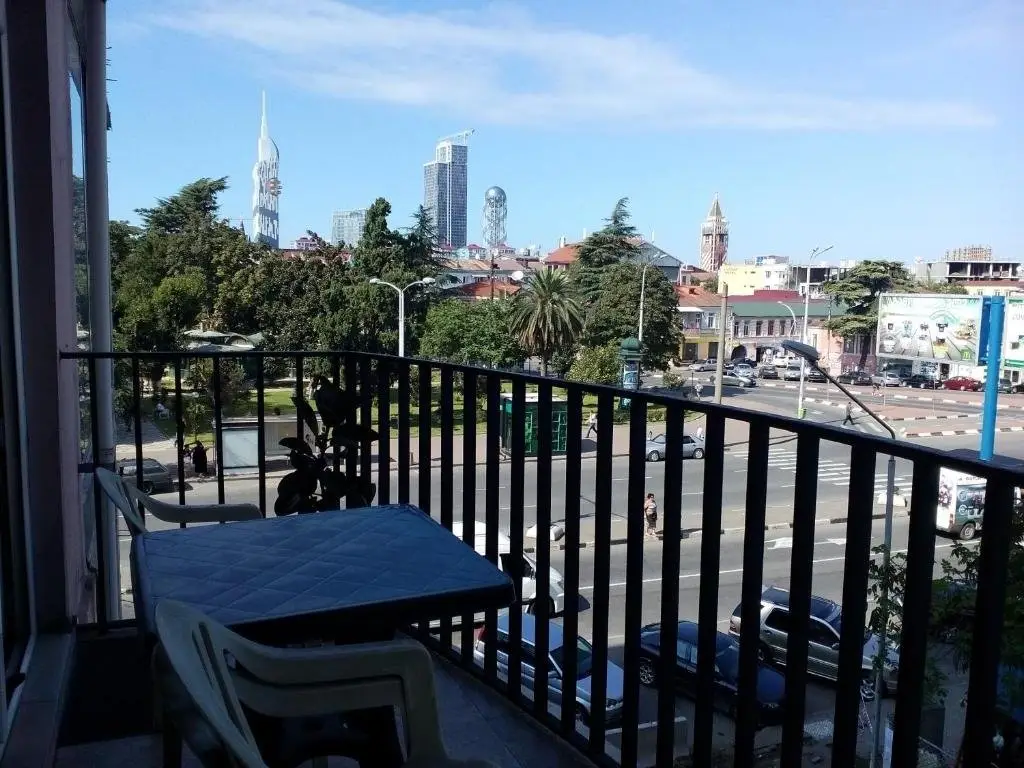 Батуми: Apartment Chavchavadze 21
