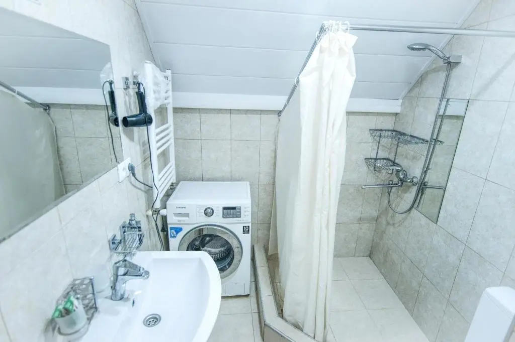 Тбилиси: White Apartment Old Tbilisi