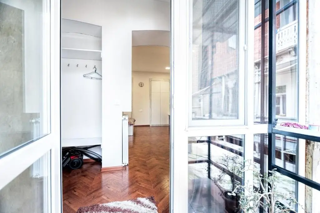 Тбилиси: White Apartment Old Tbilisi