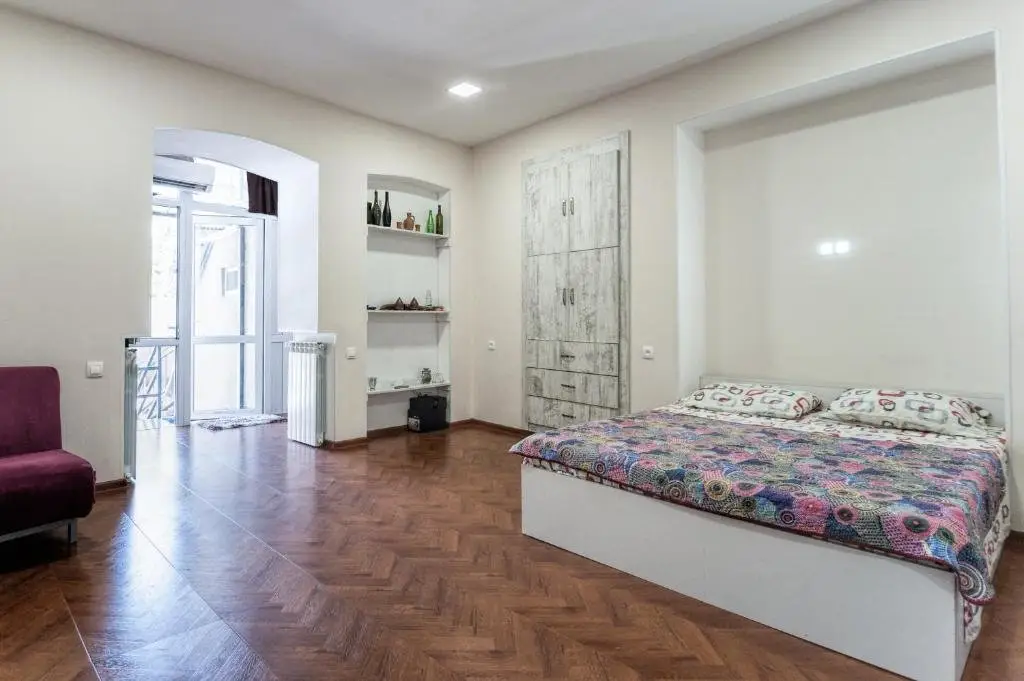 Тбилиси: White Apartment Old Tbilisi