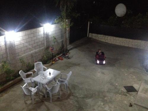 Батуми: Guest House Maxim