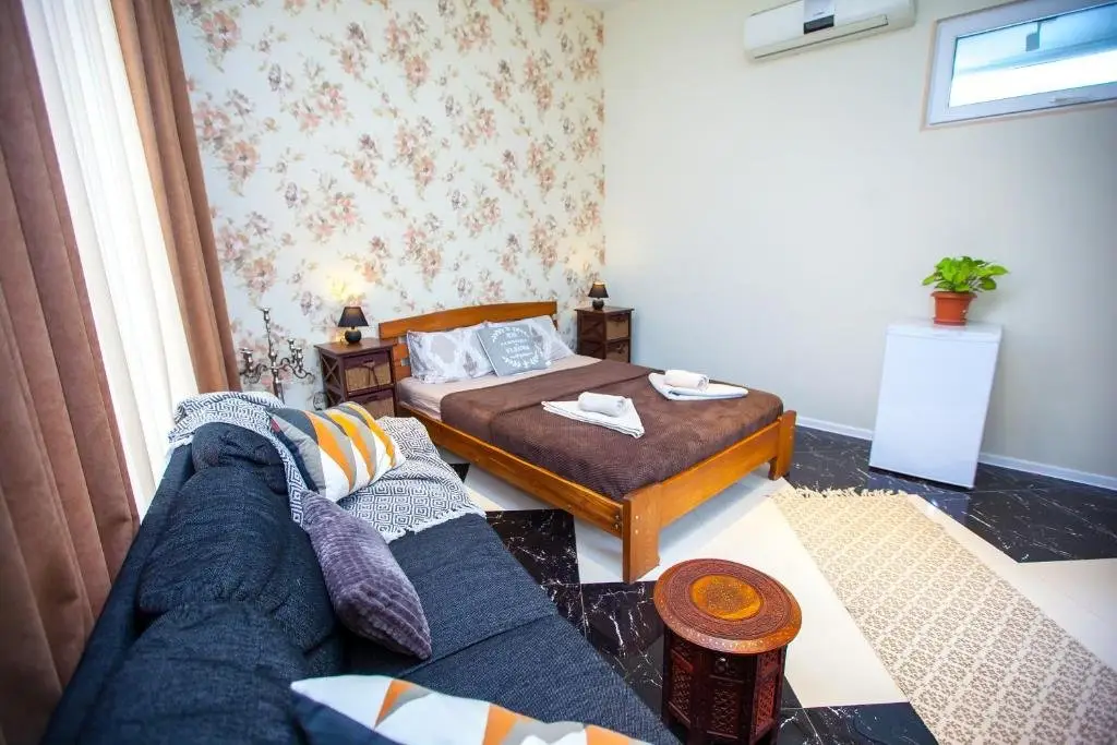 Тбилиси: Shiny Avlabari Apartment