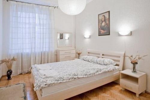 Минск: Historical Center Apartment on Kommunisticheskaya 10