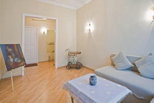 Минск: Historical Center Apartment on Kommunisticheskaya 10