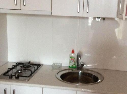 Тбилиси: Tbilisi Apartments Bukia Square