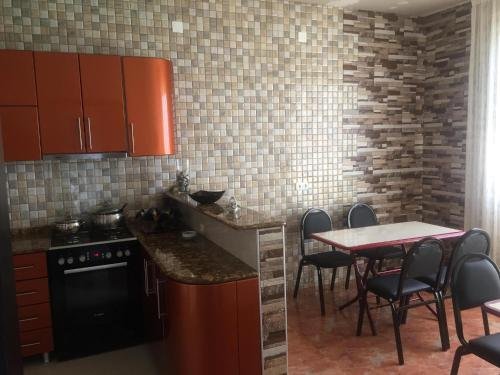 Батуми: Guest House Iberia