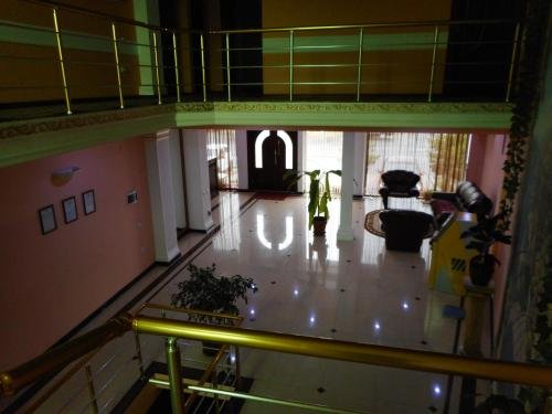 Ташкент: Hotel Avesto