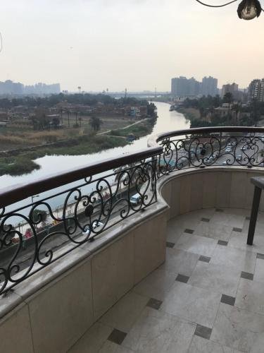 Гиза: Al Bahr Al Aazam Apartment