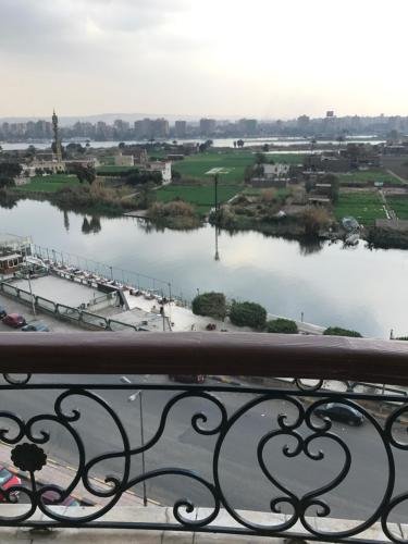 Гиза: Al Bahr Al Aazam Apartment