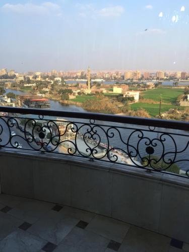 Гиза: Al Bahr Al Aazam Apartment