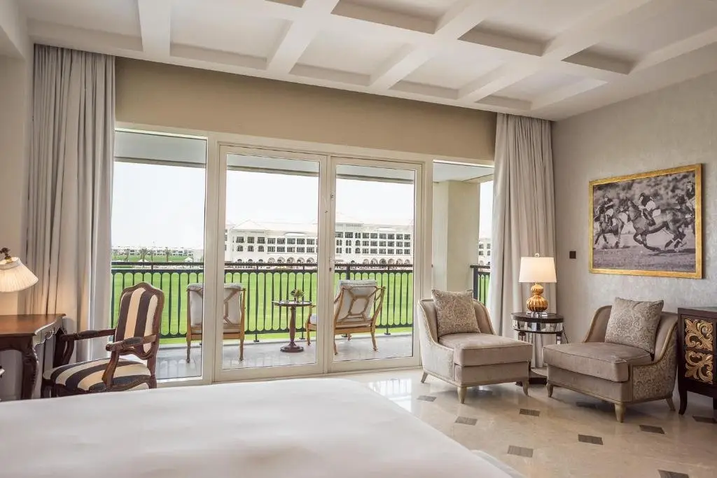 Дубай: Al Habtoor Polo Resort LLC