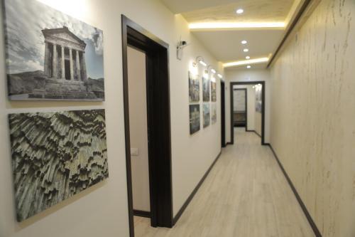 Ереван: 4Room Hotel