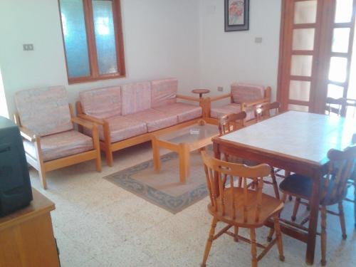 Эль-Аламейн: Chalet 3 In Marina 2