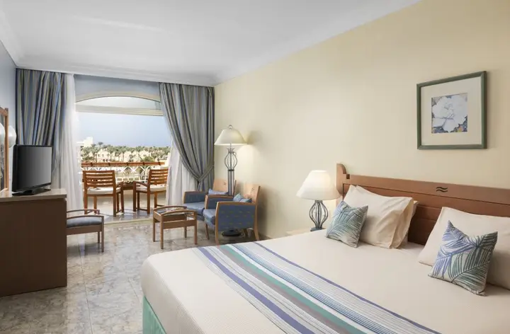 Хургада: Royal Lagoons Resort & Aqua Park Families and Couples ONLY