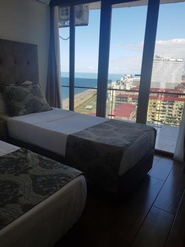 Батуми: ASHTAL beach HOTEL 17\09