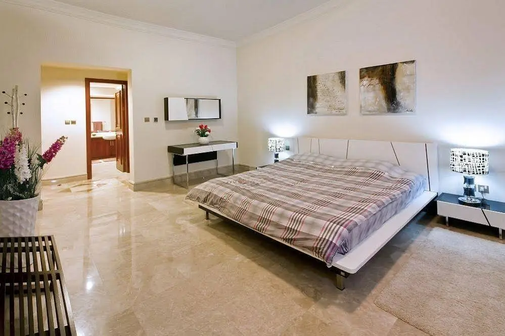 Дубай: 6 Br Villa At Palm Jumeirah Beach Front - Kph 40390