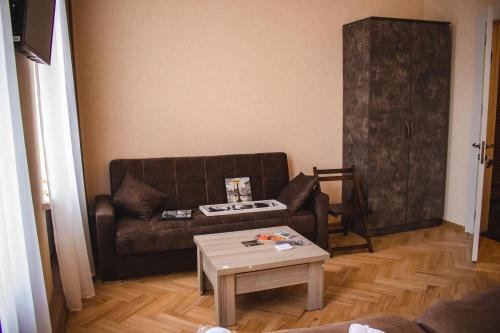 Тбилиси: 4 RoomS