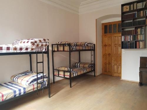 Тбилиси: Minaal Hostel
