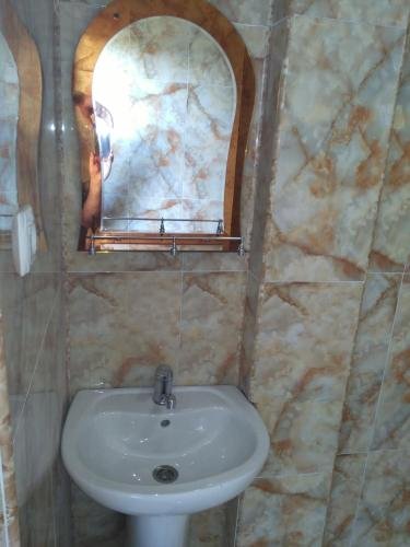 Батуми: Guest house on Miriana III