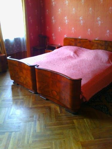 Тбилиси: Guest house on 9 brothers street