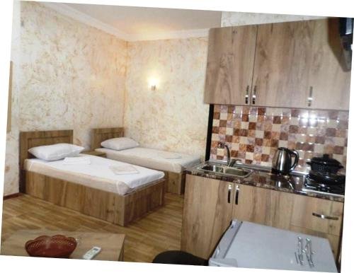 Батуми: Angisa Guest House 68A