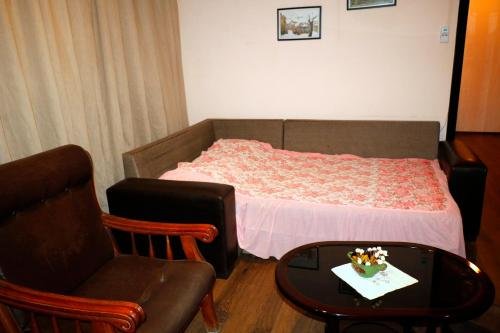 Тбилиси: Guest house Kereselidze 11