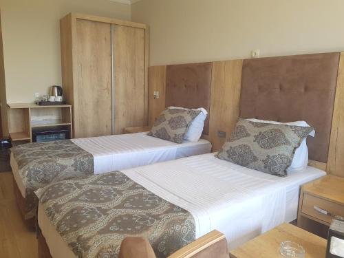 Батуми: ASHTAL beach HOTEL 17\05