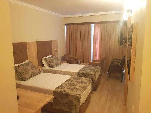 Батуми: ASHTAL beach HOTEL 17\05