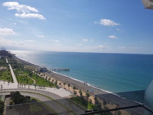 Батуми: ASHTAL beach HOTEL 17\01
