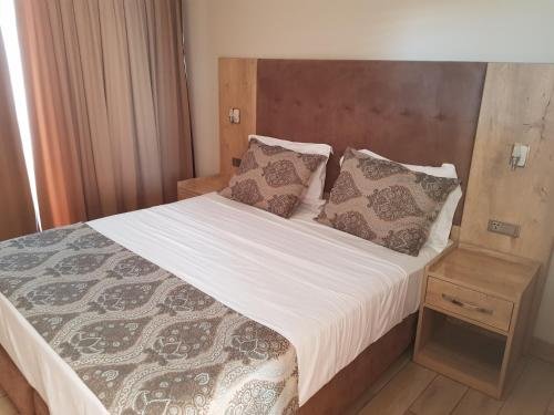 Батуми: ASHTAL beach HOTEL 17\07