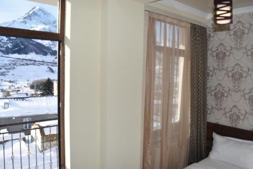 Степанцминда: Hotel on Tabidze 42