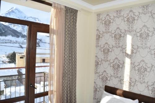 Степанцминда: Hotel on Tabidze 42