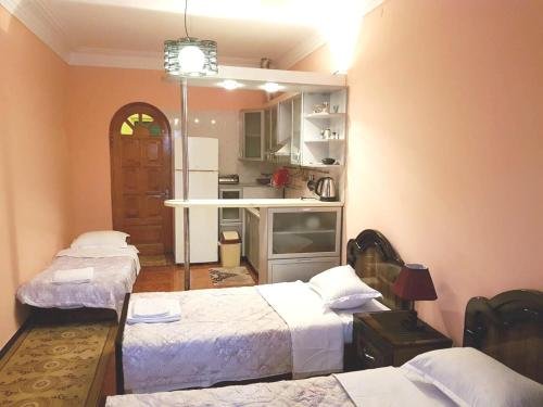 Батуми: Sweet Home at Ninoshvili 3