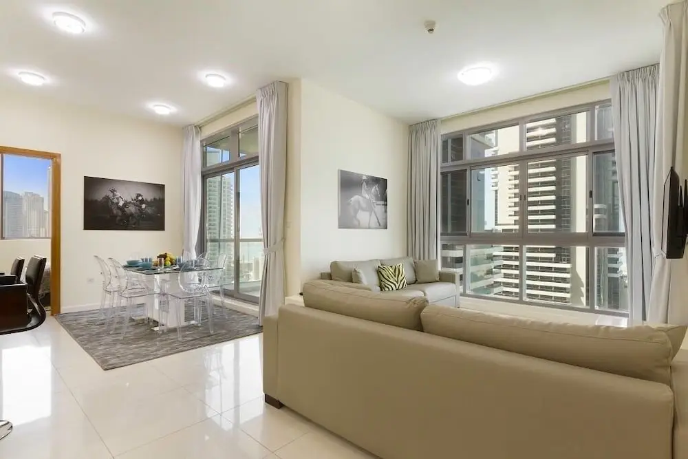 Дубай: 2 BR Apt Ocean Palm & Atlantis View
