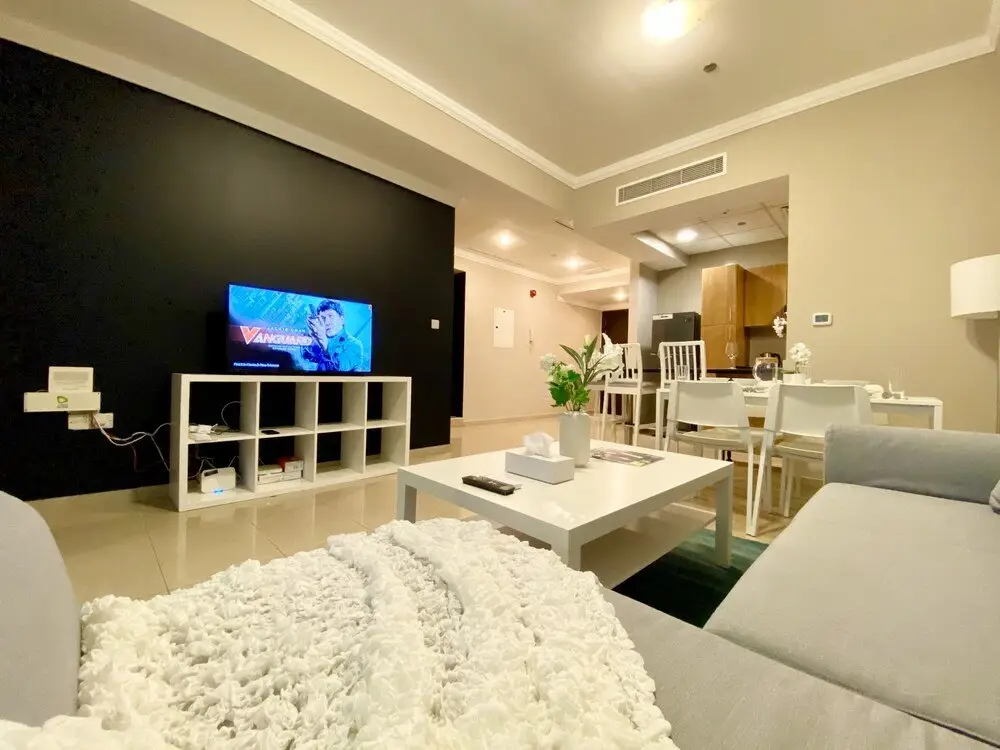 Дубай: Marco Polo - Bright Apt with sea and Partial Dubai Harbour View