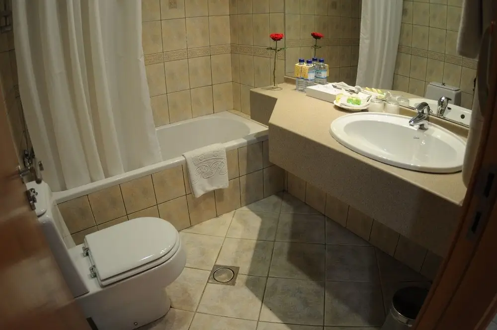Абу-Даби: Royal Regency Hotel Apartments