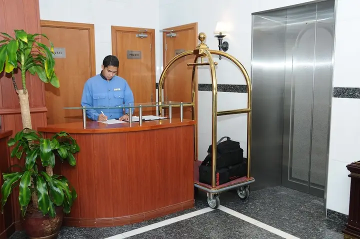 Абу-Даби: Royal Regency Hotel Apartments