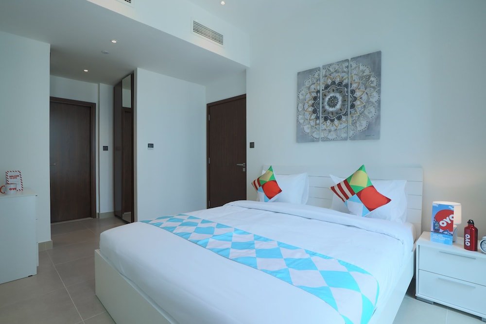 Дубай: Marina Gate II by OYO Rooms
