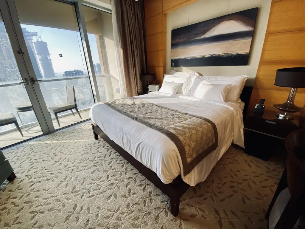 Studio with Burj View in Address Dubai Mall Apartments — фото 1