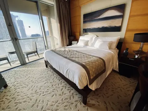Studio with Burj View in Address Dubai Mall Apartments — фото 1