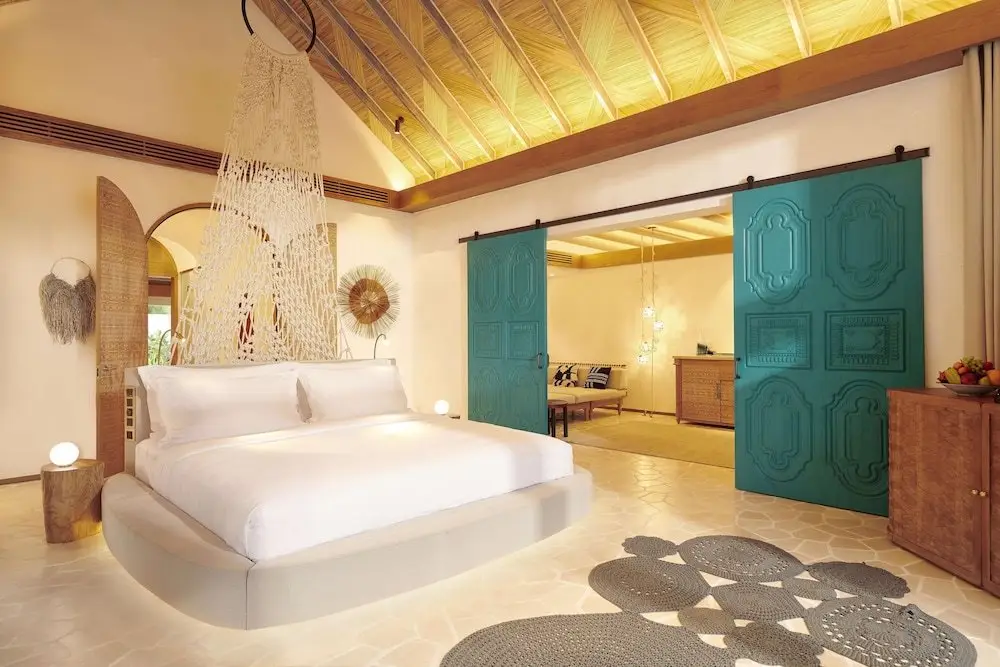 Атолл Шавийани: Sirru Fen Fushi Maldives
