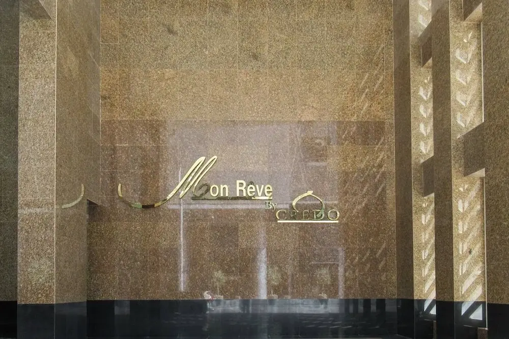 Дубай: Beaming 3BR Apartment in Downtown Burj District!