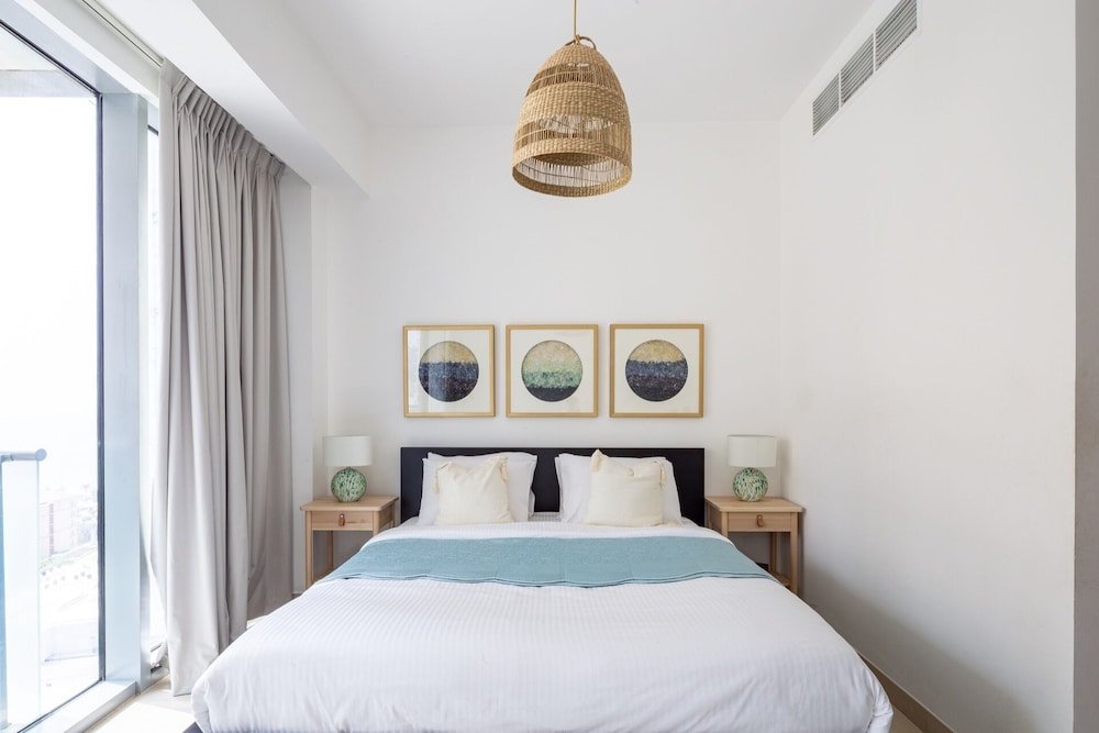 Modish & Vibrant 3BR Apartment in Marina — фото 1