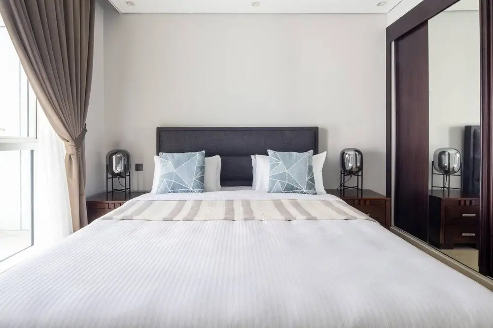 Spacious & Adorable 1BR in Downtown Dubai — фото 1